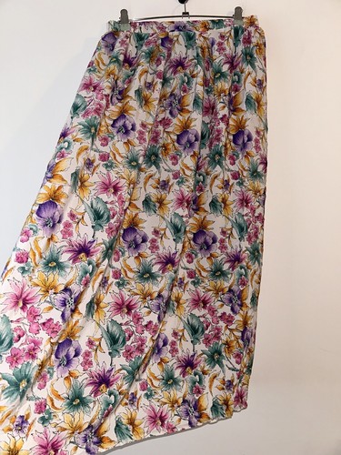 Long white skirt floral - long,
