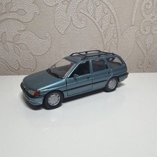 1:43 Scale Model Ford Escort