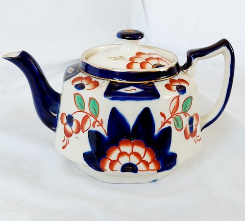 Vintage hexagonal ceramic - vintage,