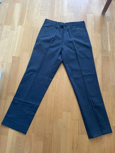 Levis sta prest - sta,