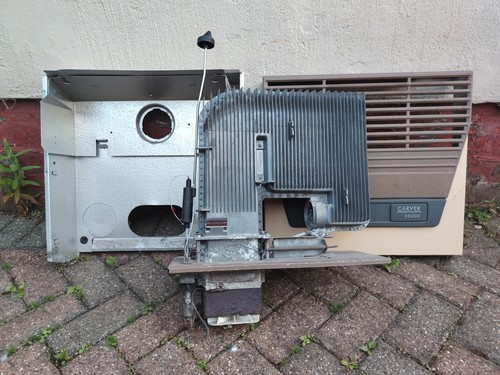 Carver 3000s caravan - caravan, gas