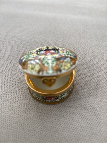 William morris mertle bone - william,