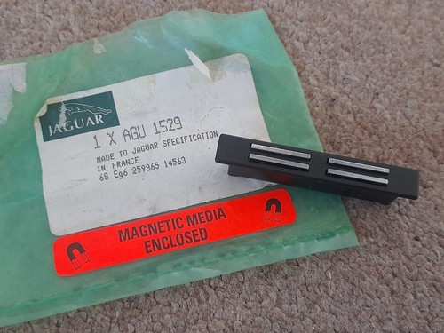New genuine jaguar xk8 xj8 - xk8,