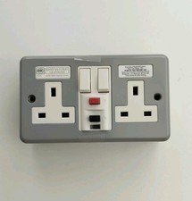 MK Metal Clad Plus 2 Gang 13