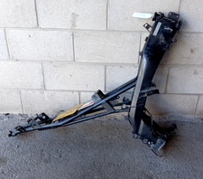 Yamaha YZF 125  YZF R125  (2008)  main Frame chassis with v5