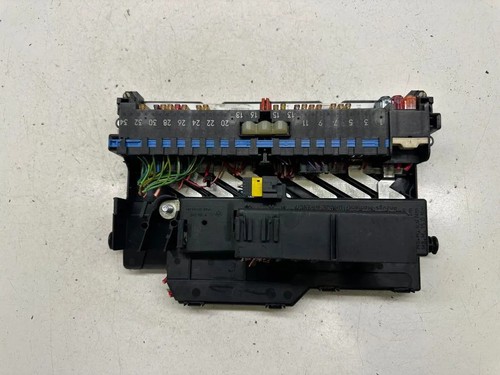 Bmw e83 fuse box - x3,