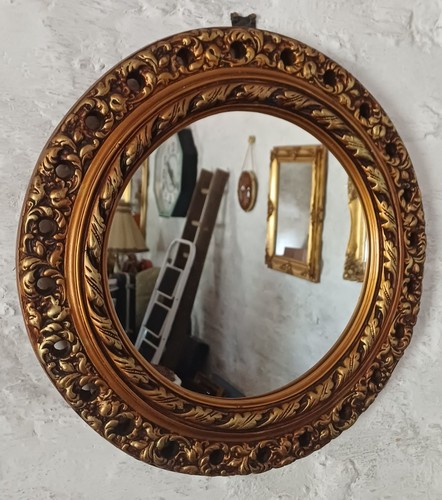 Vintage plaster acanthus leaf - vintage,
