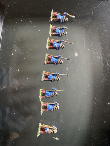 1970s minifigs 25mm dark - 1970s,