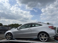 Breaking Mercedes Benz CLC