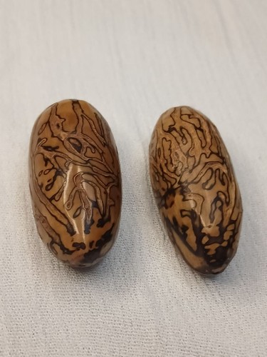 Natural antique oud from