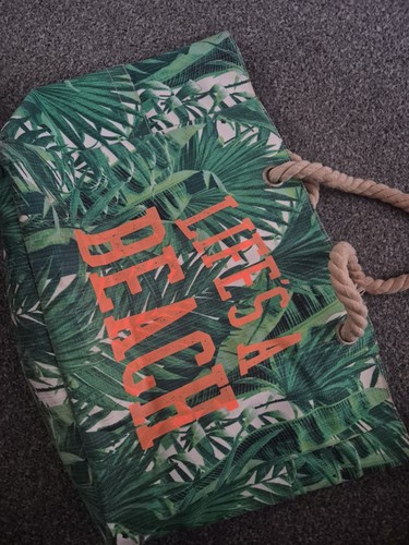 Beach bag life - beach,