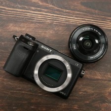 Sony Alpha NEX-6 Digital