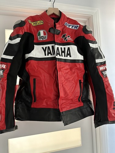 Yamaha motorcycle red - yamaha, leather