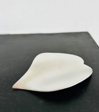 Mikimoto Tin Tray, Les Petals
