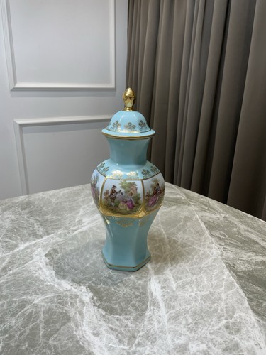 Reine hand decorated - reine,
