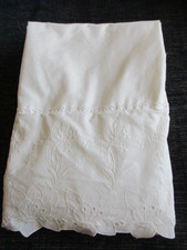 DEBENHAMS DOUBLE DUVET  COVER SET WITH BRODERIE ANGLAISE PANEL