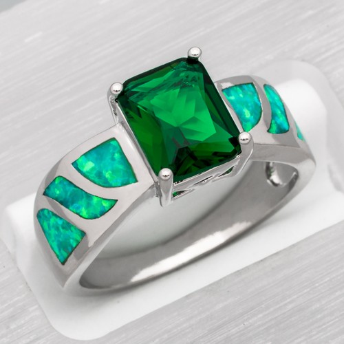 7x9 simulated emerald kiwi - emerald,