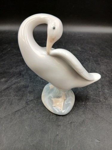 Lladro porcelain little duck - lladro,