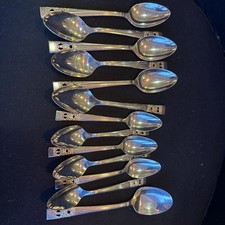 12 Hampton Court Silver Plated