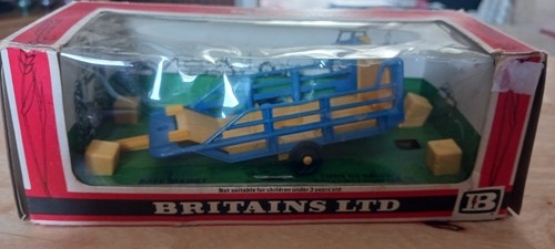 Britains 9557 bale - no.,