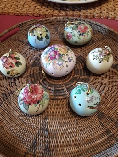Collection aidees of - of,