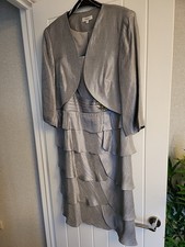 Ladies Smart Knee Length