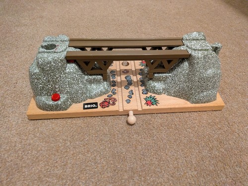 Brio world collapsing - brio,