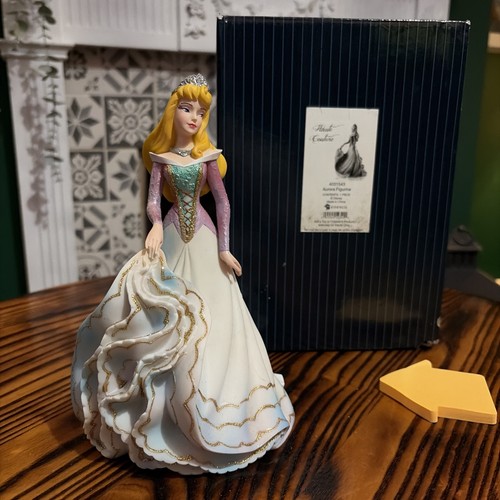 Very rare haute couture disney - very,