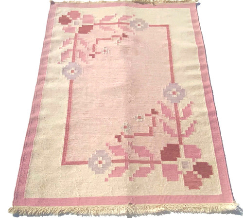 Swedish pink wool - swedish,