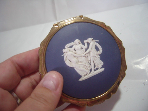 Wedgwood dark blue jasperware - blue,