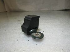 Isuzu Trooper Duty 98-02 3.0 bonnet panel bump stop + bracket Q