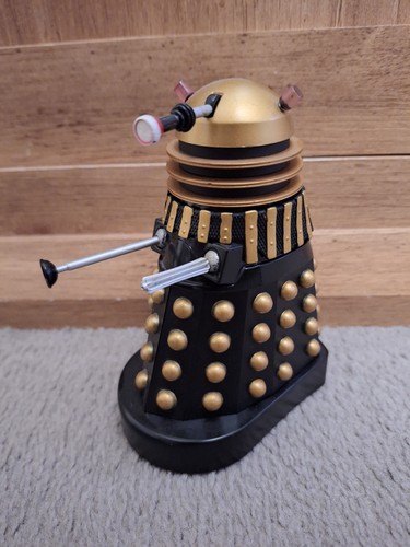 Doctor who supreme - doctor, dalek