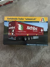 Italeri 3918 1:24 Curtainside