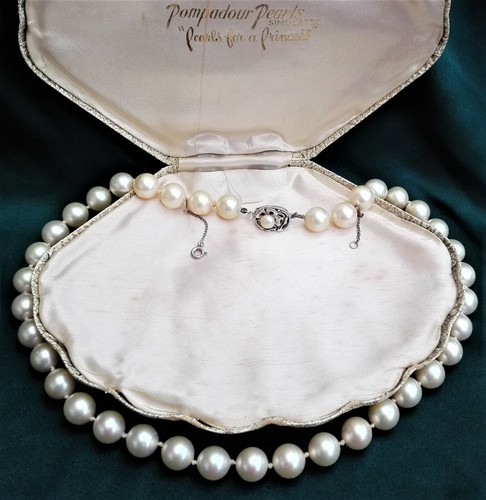 Vintage pompadour simulated - vintage,
