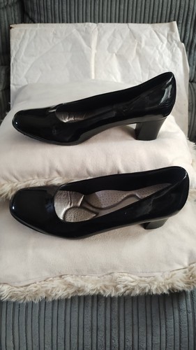 Pavers piccadilly black - black, patent