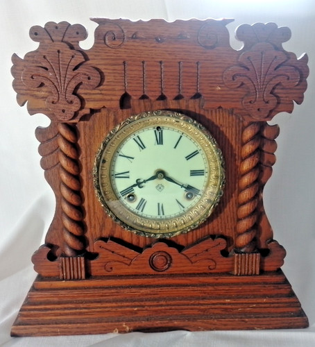 Large gingerbread oak cased - "gingerbread",