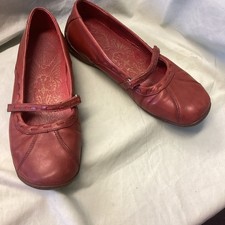 Ladies Size 5 Red Leather Hush Puppies Shoes - Adjustable Strap