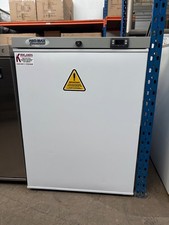 White Under Counter Fridge 145 Lt Temperature Warning Commercial Catering 2a