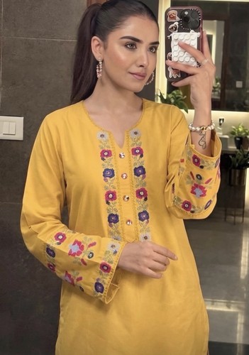 Stunning women yellow - stunning,