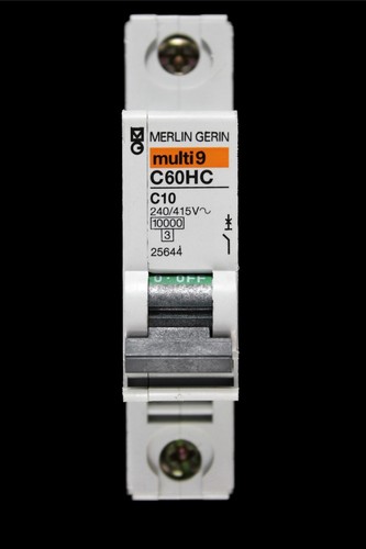 Merlin gerin amp curve c - merlin,