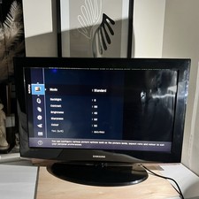 Samsung LE32B450C4W 32" 1080p