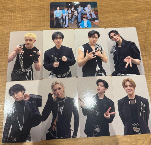 Stray kids this - &, hmv