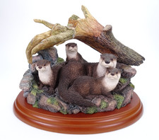Border Fine Arts Studio Otter