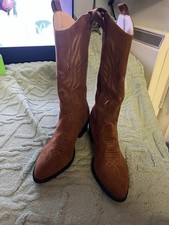 Ladies Tan Brown Embroidered Cowboy Boots Size 7.5 Pull On Block Heel