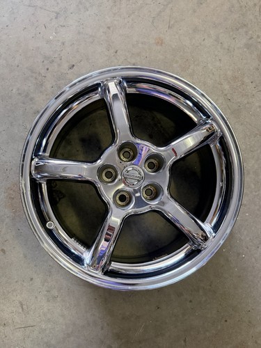 Nissan 350z 18x8 - 18", oem
