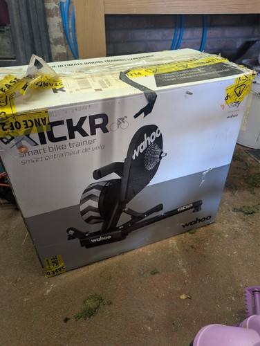 Wahoo kickr wfbktr118 smart - wahoo,