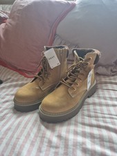 Girls, Boys, Timberland Style