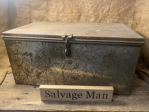 Vintage metal storage box - vintage,