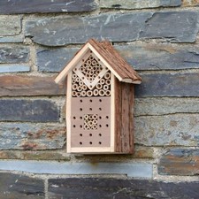 Small Wooden Insect Bee House Natural Wood Bug Hotel Shelter Garden Nest Box