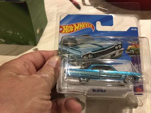 Hot wheels impala - hot, super